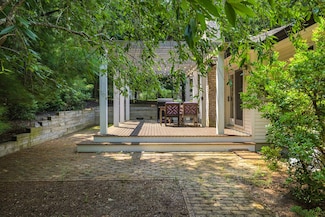 44 Harbor Ave, Sag Harbor, NY 11963