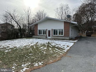 2642 Spring Rd, Chambersburg, PA 17202