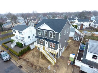 50 Creek Rd, Port Monmouth, NJ 07758