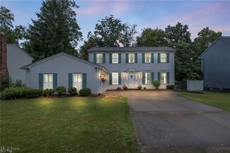 409 Hampden Ct, Medina, OH 44256
