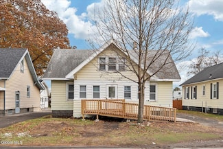 1231 N Westcott Rd, Schenectady, NY 12306