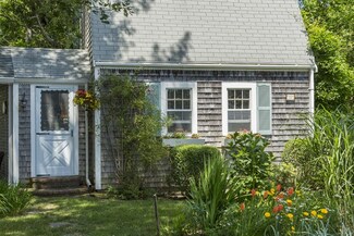 85 Sweetbriar Ln Unit 10, Chatham, MA 02633