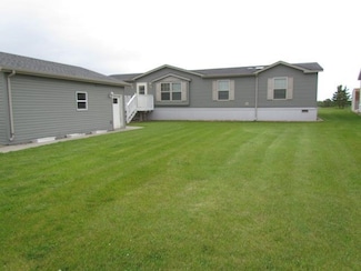 711 Aster Loop, Minot, ND 58701