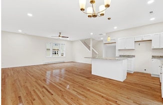 455 Sherman Rear Ave Unit 22, Hamden, CT 06518