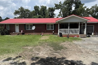 188 Bonham Rd, Magnolia, NC 28453
