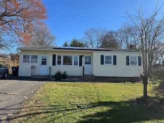12 Chester Dr, Windsor Locks, CT 06096