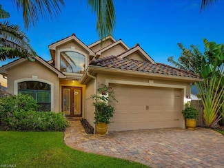 559 93rd Ave N, Naples, FL 34108
