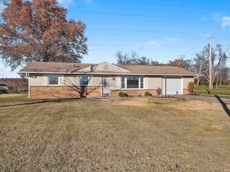 8025 Hosler Rd, Leo, IN 46765