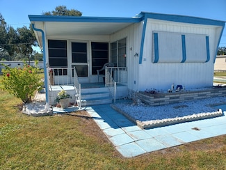 20 Lakeview Dr, Palmetto, FL 34221