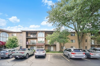 21W581 North Ave Unit 30, Lombard, IL 60148