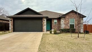 504 S 47th St, Broken Arrow, OK 74014