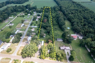 2622 Main Hwy, Breaux Bridge, LA 70517