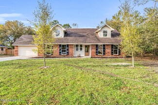 608 Esplanade Ave, Bay Saint Louis, MS 39520