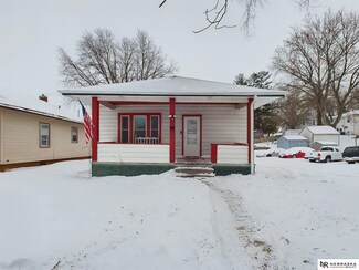207 S 7th St, Plattsmouth, NE 68048