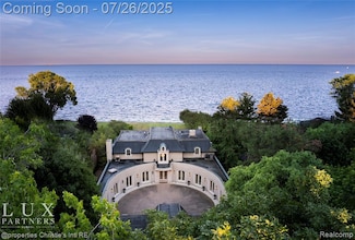 1010 Lake Shore Rd, Grosse Pointe Shores, MI 48236