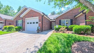 138 Wyndham Ct, High Point, NC 27265