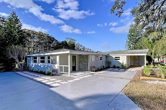 8531 Bass Lake Dr, New Port Richey, FL 34654