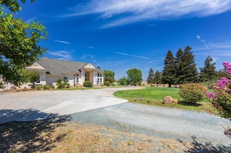 19997 E Liberty Rd, Clements, CA 95227