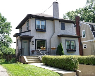 3309 Lookout Dr, Cincinnati, OH 45208