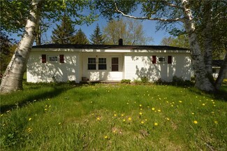 20295 Storrs Rd, Sackets Harbor, NY 13685