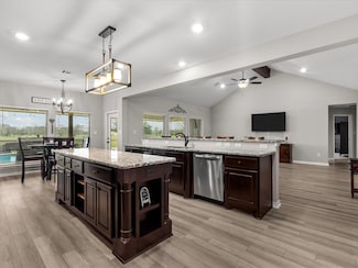 16941 Cowan Rd, Alvin, TX 77511