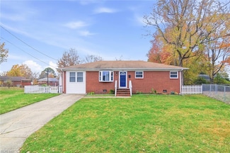 225 Cellardoor Ct, Hampton, VA 23666