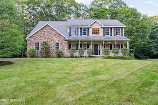 79A Southbury Rd, Clifton Park, NY 12065