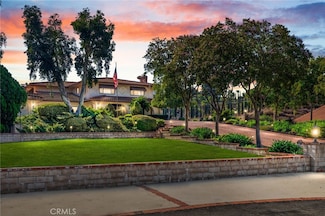 1922 Country Club Ln, Redlands, CA 92373