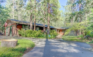 234 Pony Trail, Mount Shasta, CA 96067