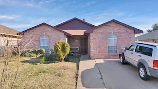 2628 Las Villas Ave, Dallas, TX 75211