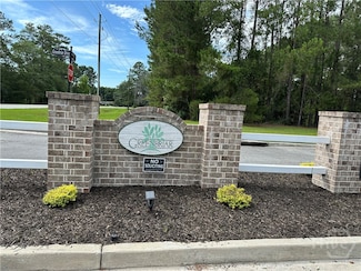 141 Greenbriar Dr, Guyton, GA 31312