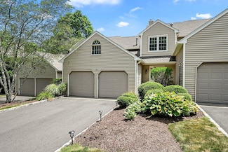 156 Governor Trumbull Way, Trumbull, CT 06611