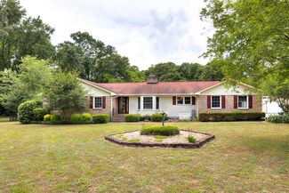 5 Golfair Ct, Sumter, SC 29154