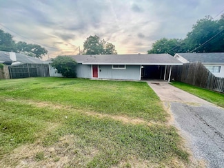 2610 Avenue G, Nederland, TX 77627