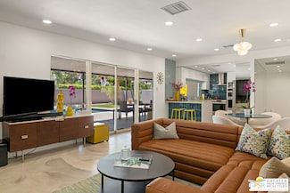 1405 E Tachevah Dr, Palm Springs, CA 92262