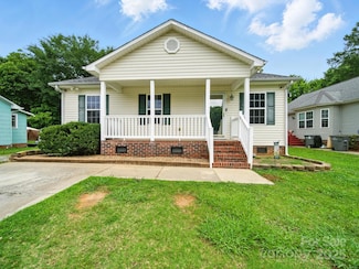 1015 Rhode Island Ave, Kannapolis, NC 28083