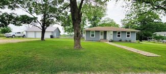 524 Niangua Rd, Niangua, MO 65713