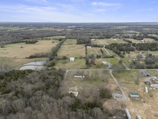 385 Palmetto Rd, Lewisburg, TN 37091
