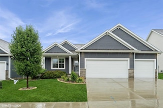 2401 E 50th St, Des Moines, IA 50317
