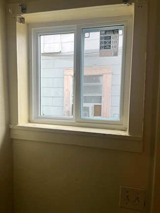 238 S Oklahoma Ave, Shawnee, OK 74801