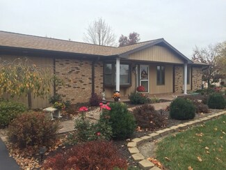 803 Maxine Dr, Ossian, IN 46777