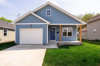 32 Maple St, Jeffersonville, OH 43128