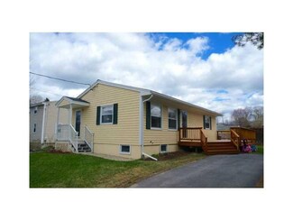 107 Newton St, Portland, ME 04103