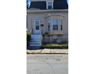 12 Albion St, Lynn, MA 01905