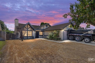5712 Monitor St, Bakersfield, CA 93307