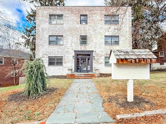 625 Alleghany Ave, Staunton, VA 24401