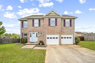 1033 Van Buren Ct, Clarksville, TN 37042