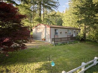 3051 E Loop Rd, Stevenson, WA 98648