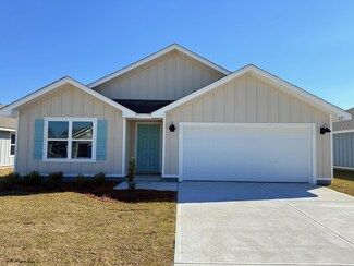 227 Laurel Hill St, Crestview, FL 32539