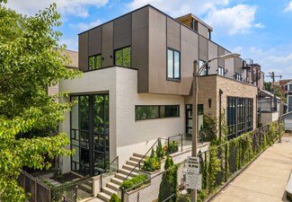 2419 N Marshfield Ave, Chicago, IL 60614